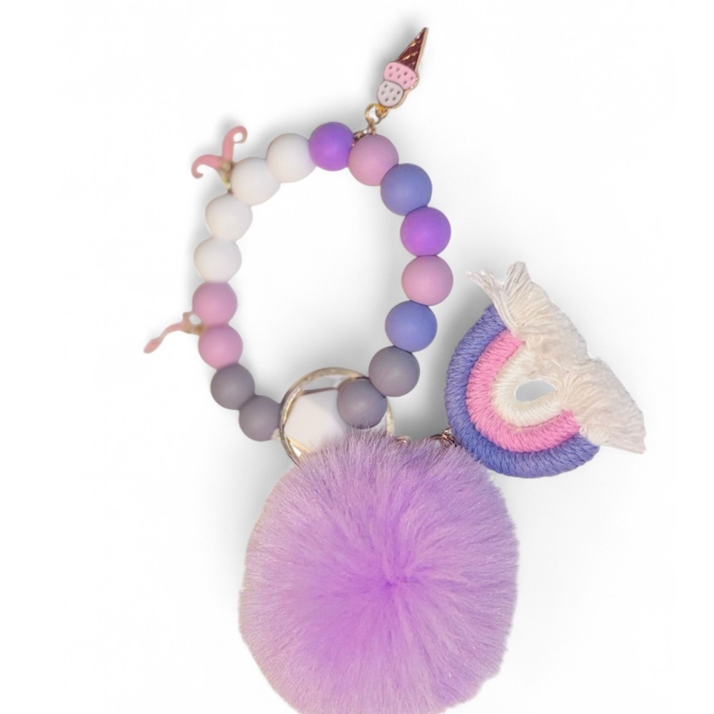 Dreamy Delight Women’s Silicone Beaded Keychain - Picture 5 of 6